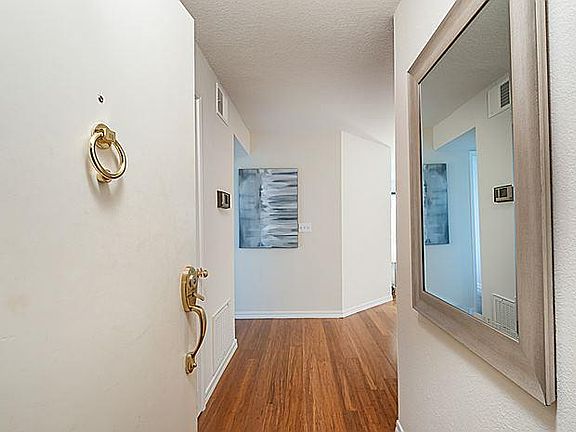 4th image of 55 W 20th Ave APT 114