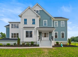 4 Weeping Willow Dr, Andover, MA 01810