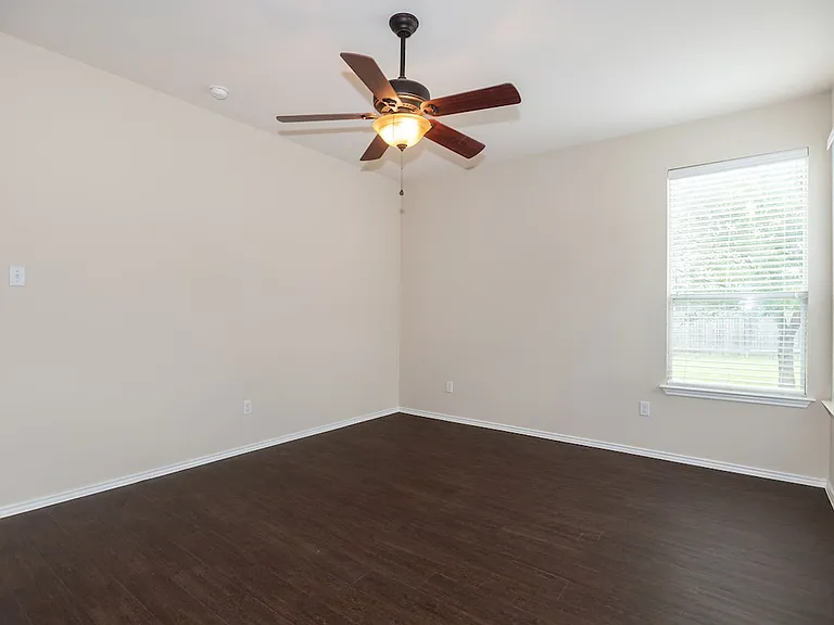 516 Sweet Leaf Ln — Photo 7