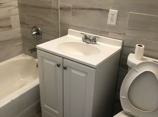 168-43 Hillside Ave #2R, Jamaica, NY 11432