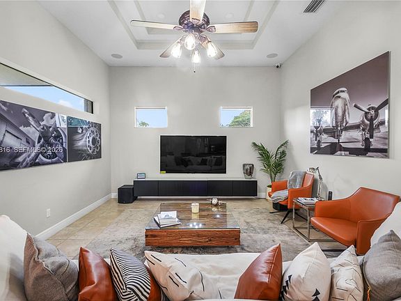 4th image of 315 SE Fisk Rd