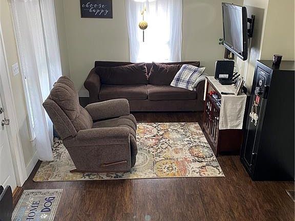 2nd image of 504 Virginia Ave
