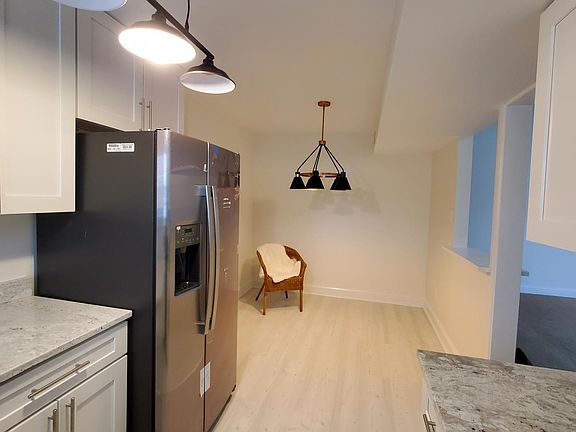4th image of 12159 Chaucer Ln