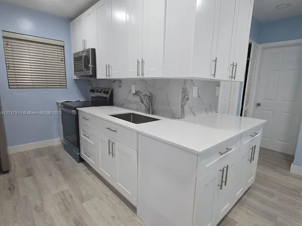 1201 NW 14th St, Fort Lauderdale, FL 33311