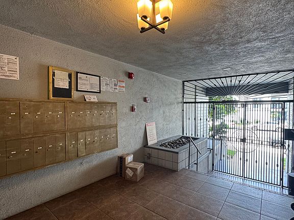 5th image of 1150 N Normandie Ave #7def246d9