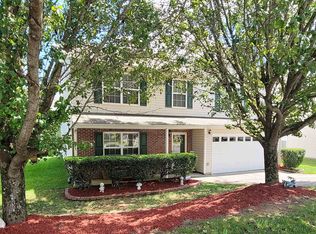 606 Weeping Willow Dr, Durham, NC 27704