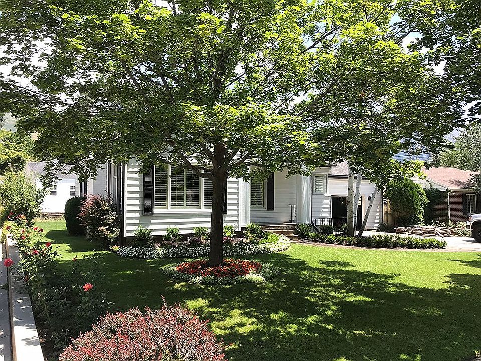 2nd image of 2861 S Devereaux Way