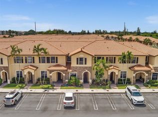 8926 W 35th Ct, Hialeah, FL 33018