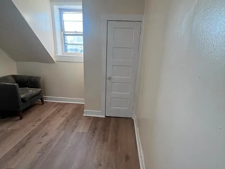 1206 Thomas St — Photo 13