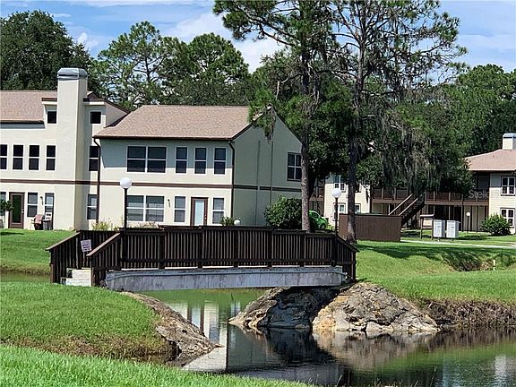 3rd image of 22201 Sandalwood Dr #201