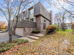 10326 Berkshire Rd, Bloomington, MN 55437