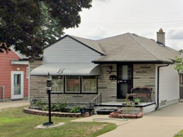 1587 Garfield Ave