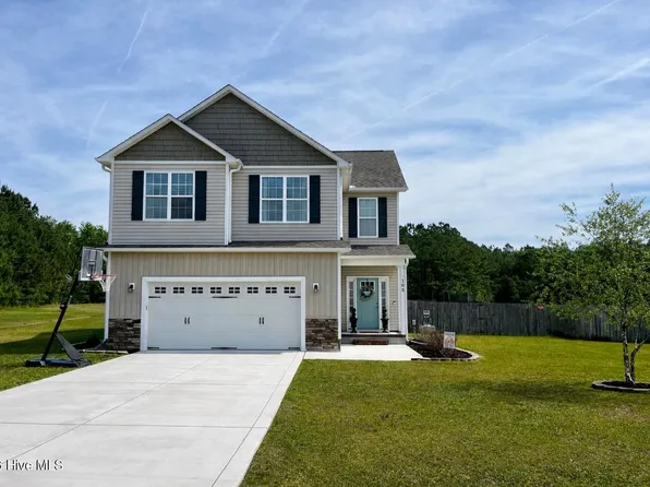 105 Sparrows Point Lane, Jacksonville, NC 28540