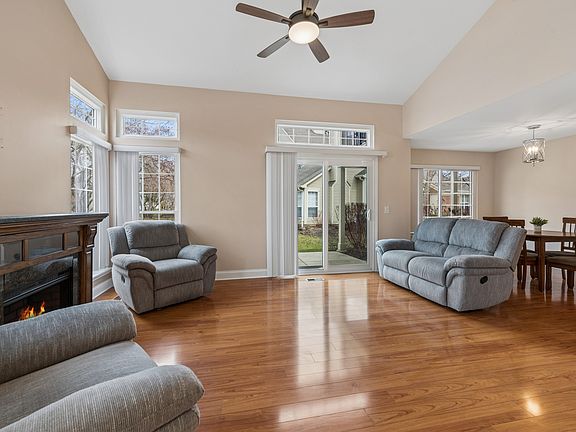 4th image of 1675 Chelmsford Ct Unit 1