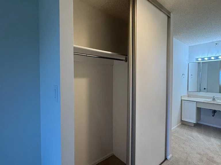 15107 Interlachen Dr #807 — Photo 11