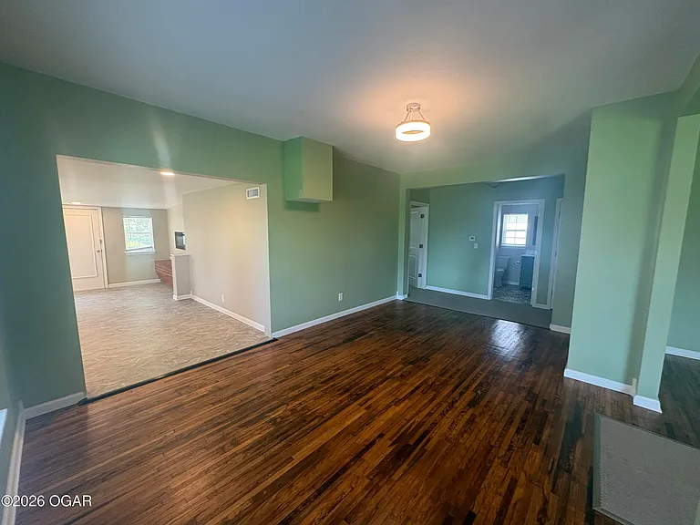 5002 W 26th St — Photo 5