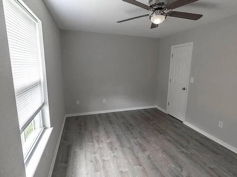 4305 Derby Ridge Dr — Photo 11