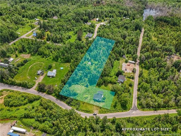107 A St, Upper Miramichi, NB E6C 1V3