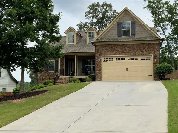 13 Grand Georgian Ct NE, Cartersville, GA 30121