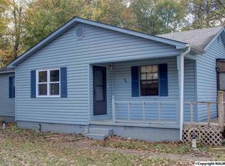 148 J O Underwood Dr, New Market, AL 35761