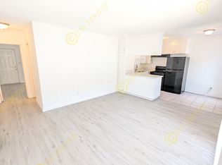 1420 Barry Ave #4, Los Angeles, CA 90025