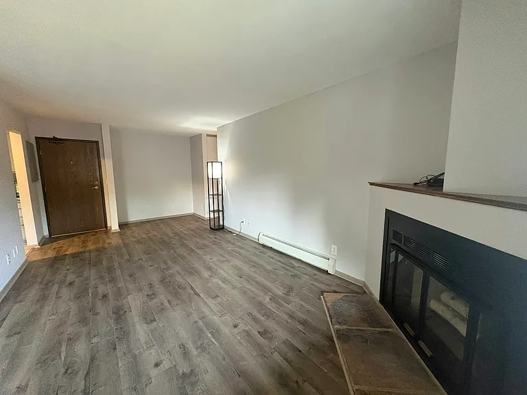 7301 W 101st St #102 — Photo 9