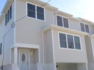 129 W Buttercup Rd #1, Wildwood Crest, NJ 08260