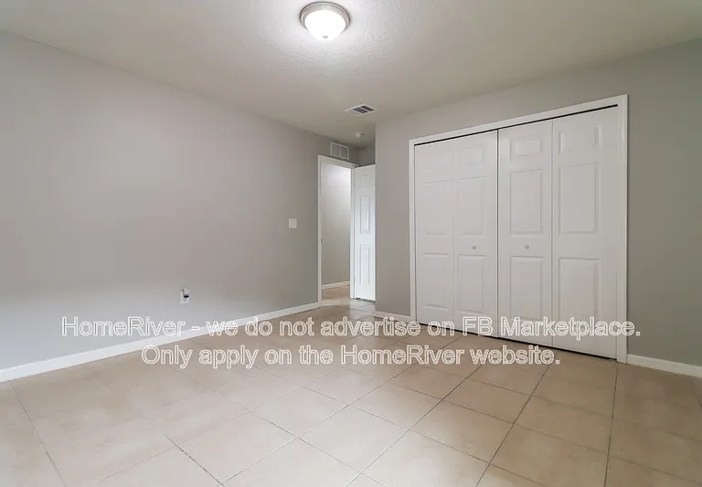 2213 E Emma St — Photo 15