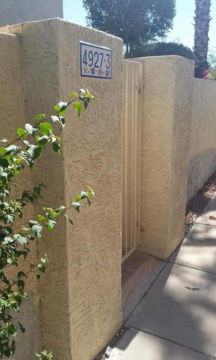 1st image of 4927 E Hazel Dr Unit 3