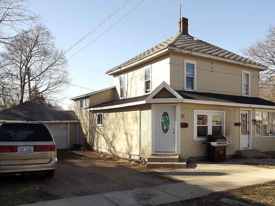 1st image of 104 Union St