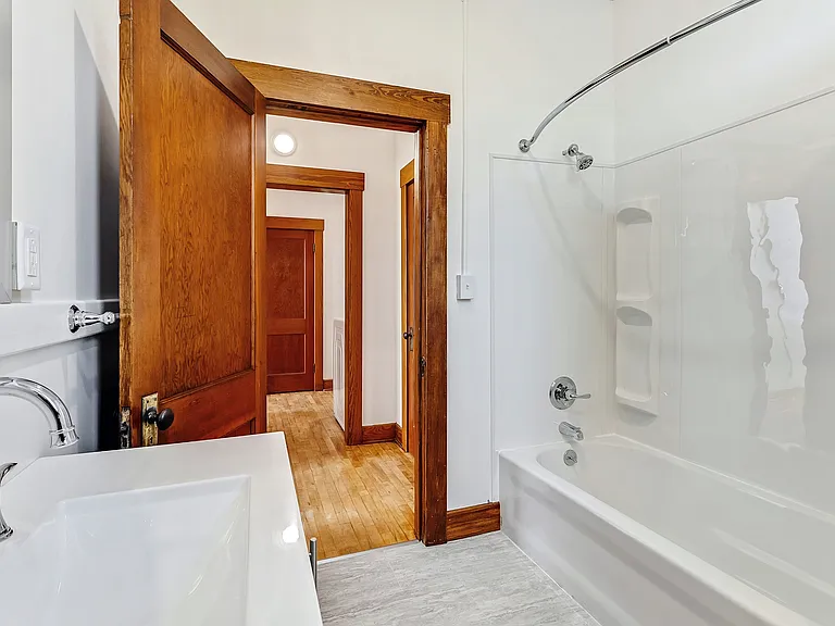 496 Dorsey Ave — Photo 63
