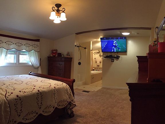 Upstairs Master BR