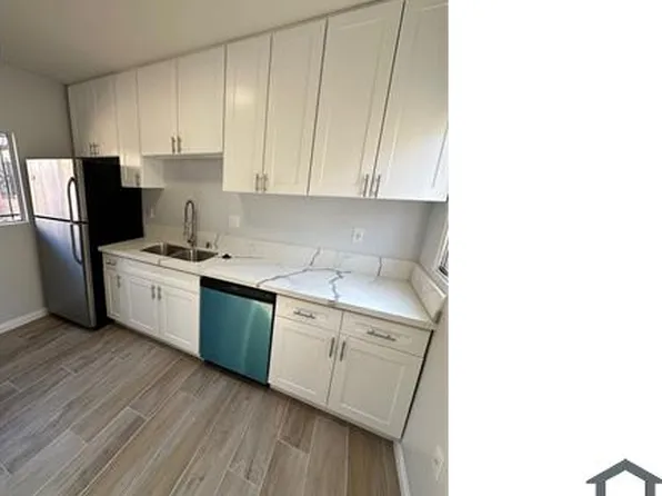 926 1/2 W 81st St, Los Angeles, CA 90044