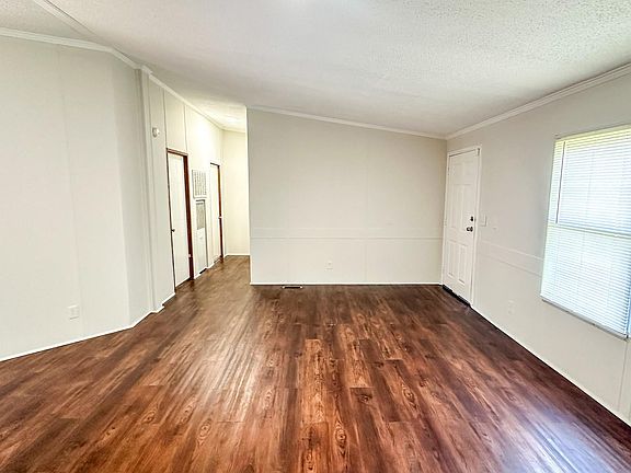 4th image of 16487 Brittany Way