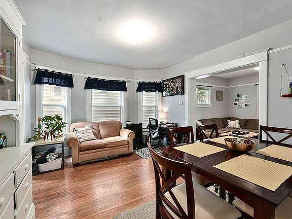 4th image of 3434 N Bartlett Ave #1