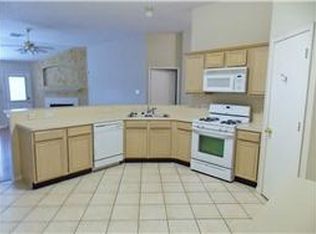222 Glade Bridge Ln, Dickinson, TX 77539