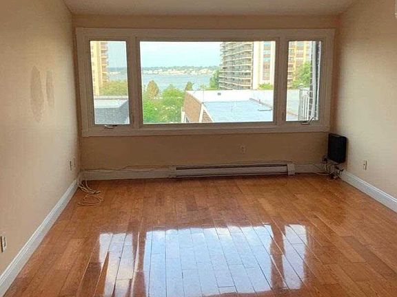 2nd image of 16-55 Bell Blvd Floor 3