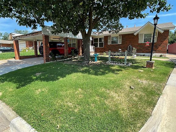3rd image of 5707 NW Euclid Ave