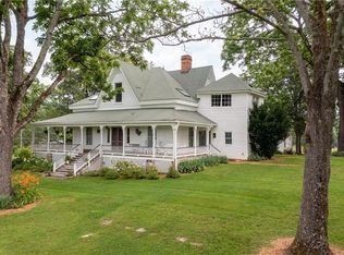 1526 Highway 255 N, Sautee Nacoochee, GA 30571