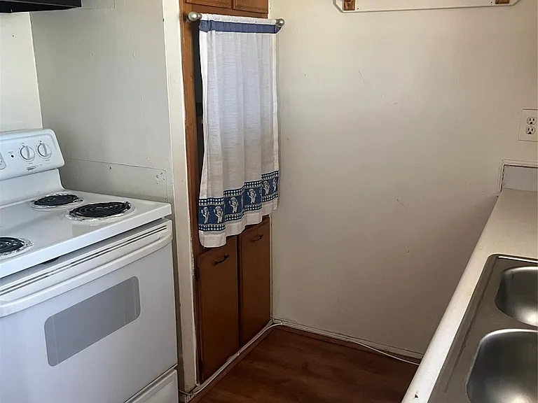 10822 Langdon Ln — Photo 15