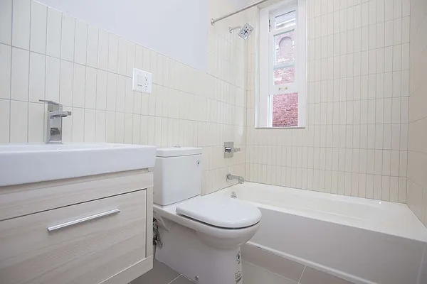 Rented by Nooklyn NYC LLC | media 34