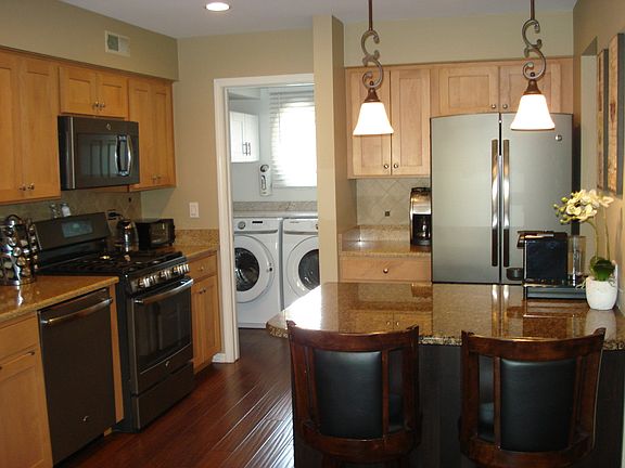 2nd image of 1732 W Portsmith Ln