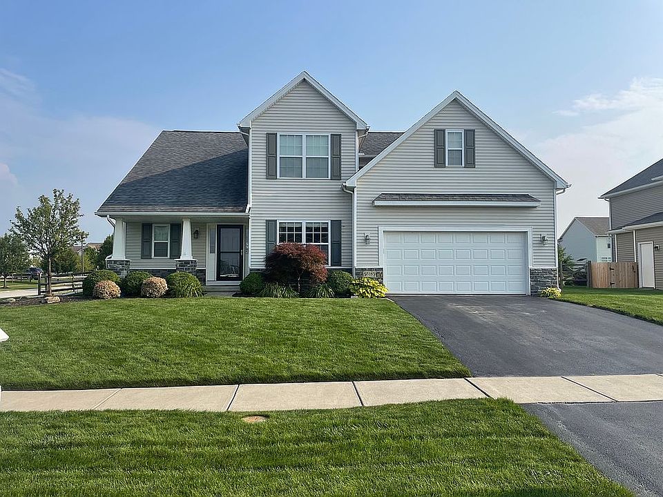 1st image of 25133 Fox Hunt Dr