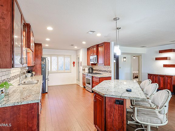 3rd image of 10515 W MEADE Drive