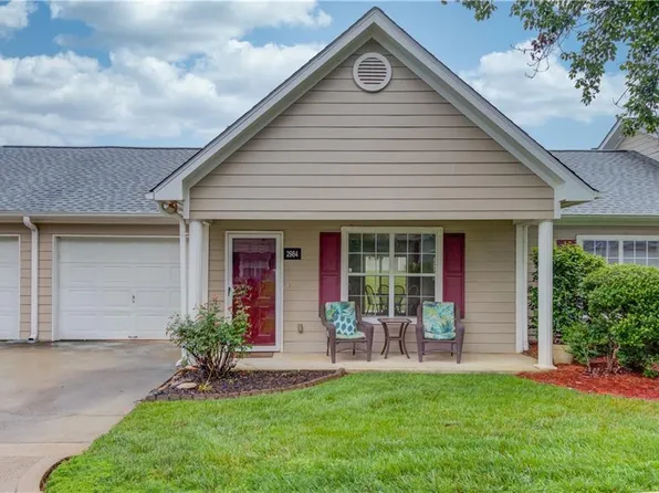 2984 Bentley Park Cir, Gainesville, GA 30504