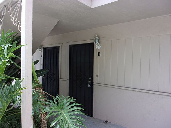 5th image of 1476 La Playa Ave APT B