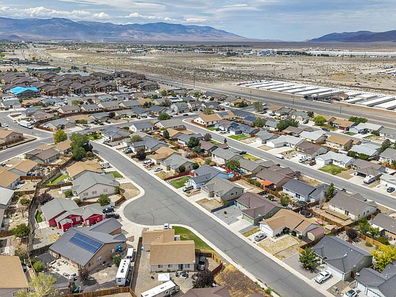 4th image of 2212 Ellice Way