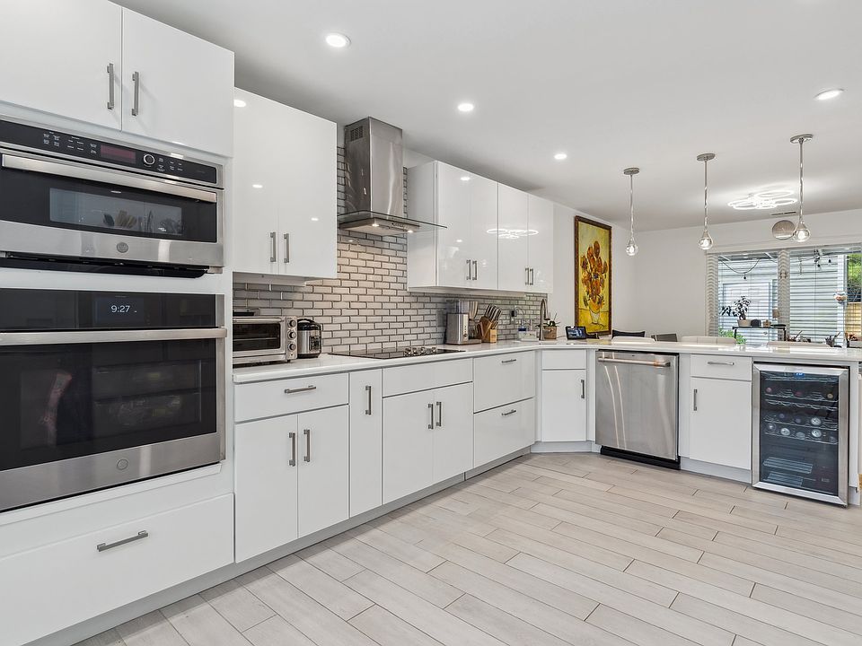 1st image of 8256 Greystone West Cir