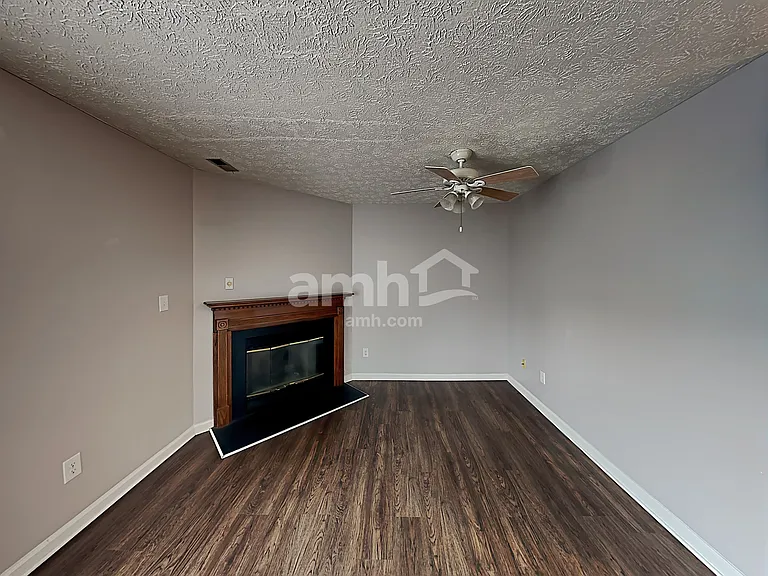 8260 McGuire Dr — Photo 7