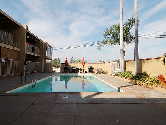 2nd image of 535 Tremont Ave APT 5